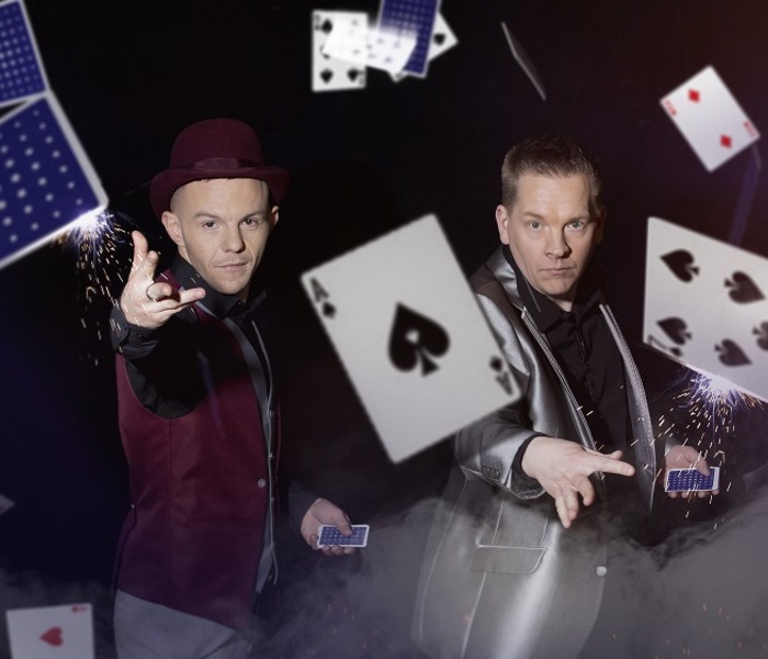 Close Up Magicians for hire, table magician for hire