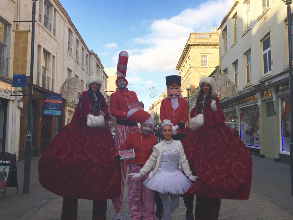 Vintage Victorian Christmas Performers for hire